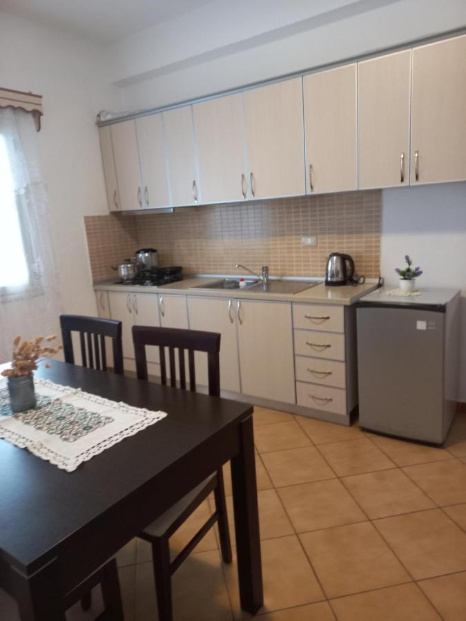 Apartament Gloria&Mitati Orikum Buitenkant foto